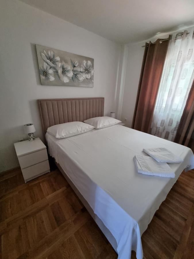 Apartments Ledic Krvavica Exterior foto